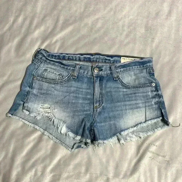 🌸 Rag & Bone denim shorts - Picture 1 of 4
